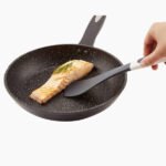 ⁦قلابة سيليكون ZYLISS⁩ - الصورة ⁦2⁩