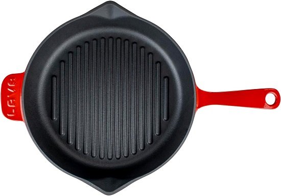 61fTzn44k+L._AC_SL1500_ Lava LV Y GT 28 K0 R Cast Iron Grill Pan With Cast Iron Self Handle, Round, 28 x 28 cm - Red - الصورة 1