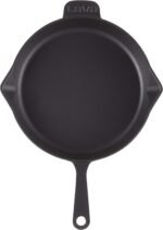 ⁦طاسة قلي دائرية من الحديد المصبوب، مناسبة لجميع انواع البوتاجازات، بما في ذلك البوتاجاز الذي يعمل بالحث الحراري 22، احمر 2.2 لافا، مادة صناعية⁩ - الصورة ⁦3⁩